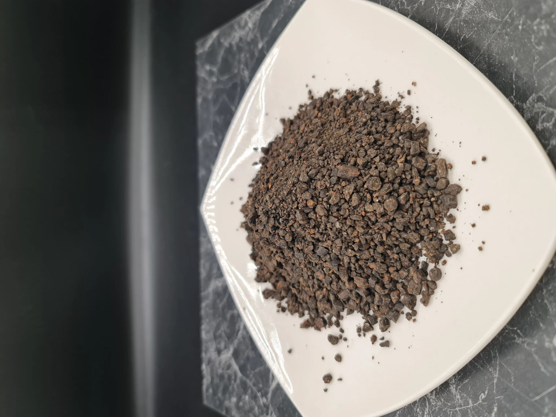 Pflanzdünger mit Wurzelaktivator